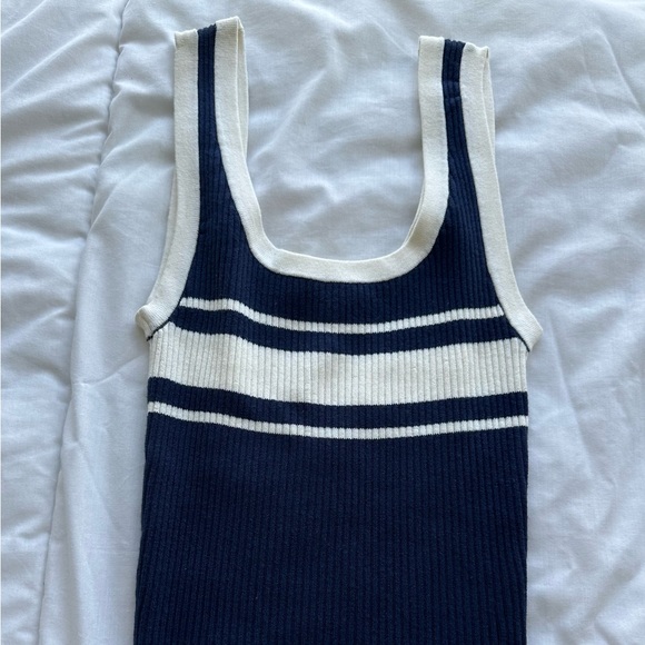 H&M tank top - Picture 1 of 2